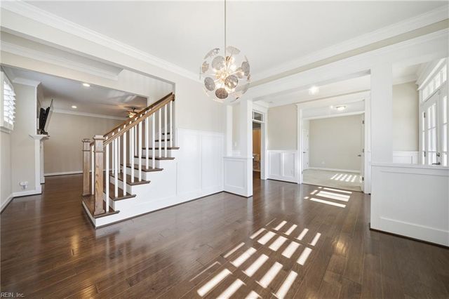 4413 Taylor PL, Virginia Beach, VA 23455