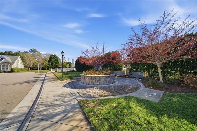 4413 Taylor PL, Virginia Beach, VA 23455