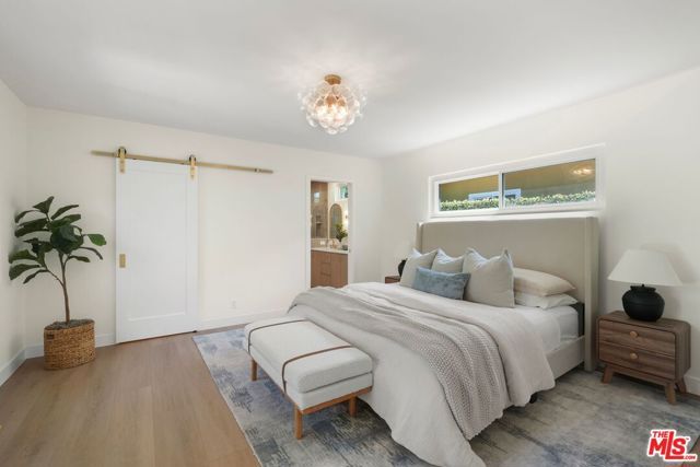 13111 Magnolia Boulevard, Sherman Oaks, CA 91423