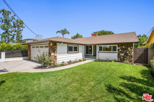 13111 Magnolia Boulevard, Sherman Oaks, CA 91423
