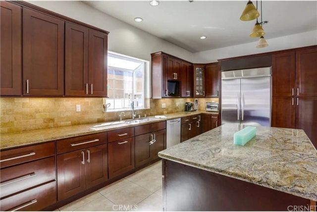 12525 Miranda Street, Valley Village, CA 91607