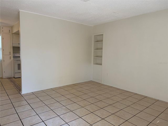 817 MARGO STREET, Tarpon Springs, FL 34689