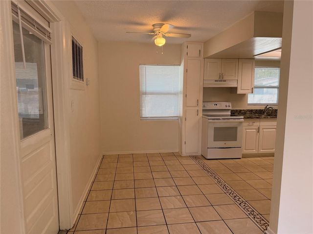 817 MARGO STREET, Tarpon Springs, FL 34689