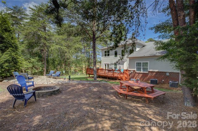 9609 Spurwig Court, Charlotte, NC 28278