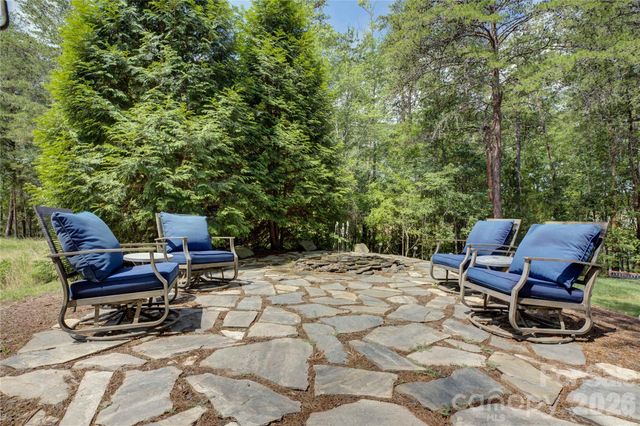 9609 Spurwig Court, Charlotte, NC 28278