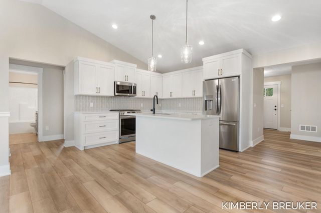 3617 Teton Drive, Hudsonville, MI 49426