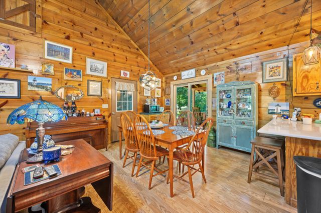 123 Hidden Trl, Dover, TN 37058