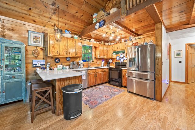 123 Hidden Trl, Dover, TN 37058