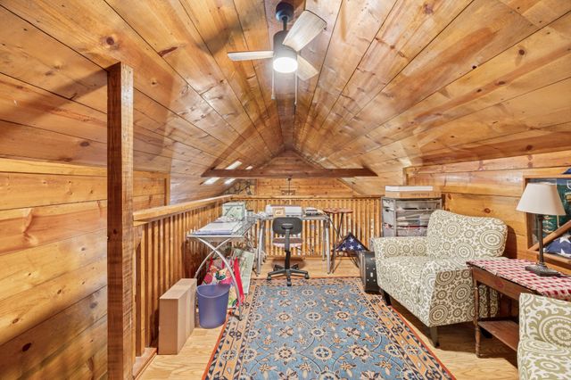 123 Hidden Trl, Dover, TN 37058