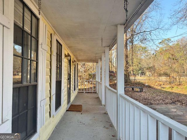 1201 Dickens Road NW, Lilburn, GA 30047