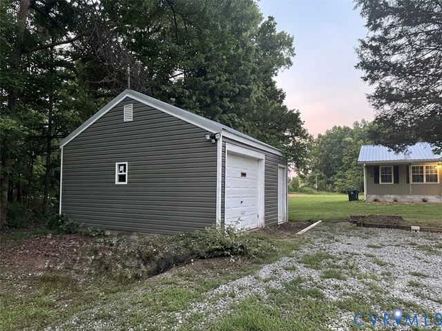 2338 Georges Rd, Powhatan, VA 23139