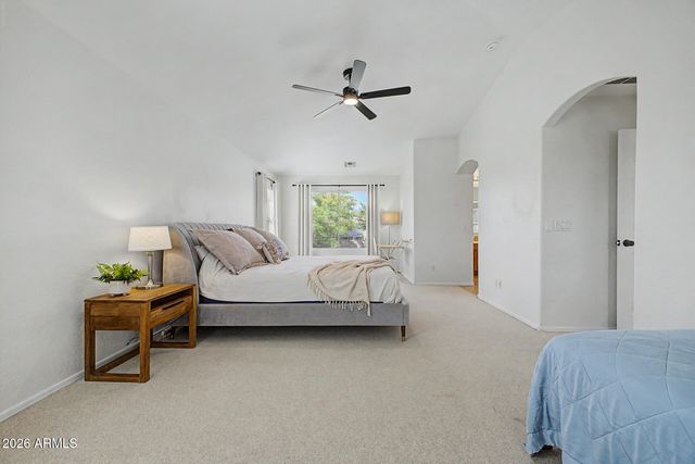 1718 E IRIS Drive, Chandler, AZ 85286