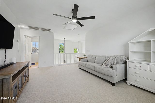 1718 E IRIS Drive, Chandler, AZ 85286