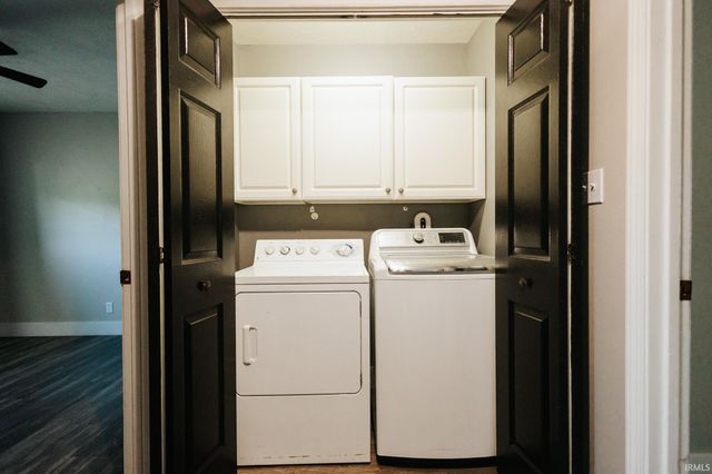 5066 Arches Drive, Newburgh, IN 47630