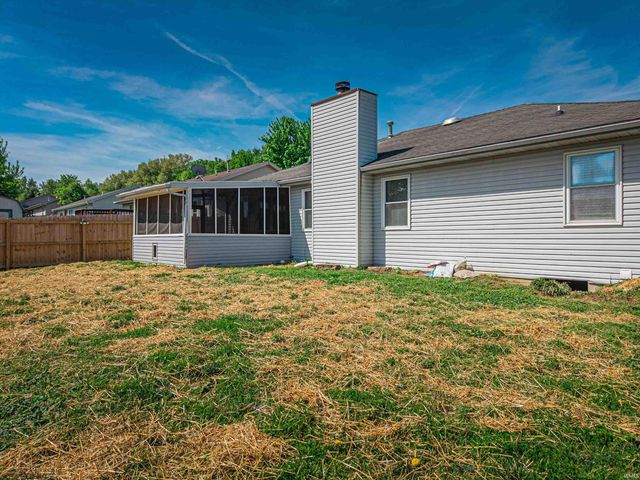 5066 Arches Drive, Newburgh, IN 47630