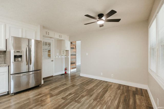 5066 Arches Drive, Newburgh, IN 47630