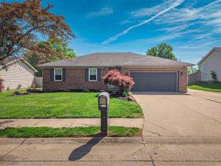 5066 Arches Drive, Newburgh, IN 47630