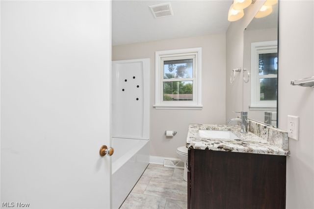 478 Bicksler Drive, Wadsworth, OH 44281