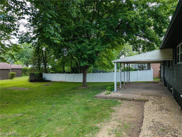 478 Bicksler Drive, Wadsworth, OH 44281