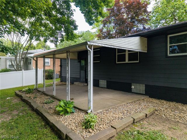 478 Bicksler Drive, Wadsworth, OH 44281