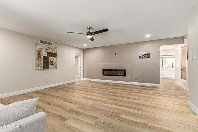 2901 E LAS ROCAS Drive, Phoenix, AZ 85028