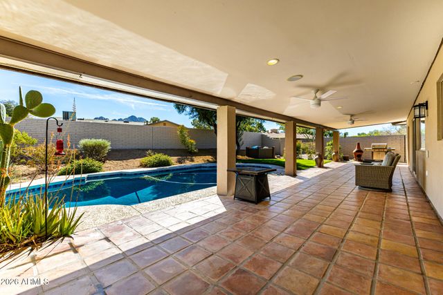 2901 E LAS ROCAS Drive, Phoenix, AZ 85028