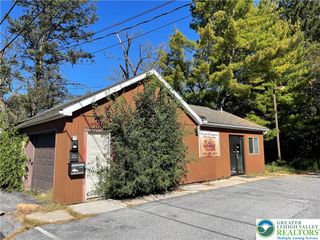 2325 Walbert Avenue, South Whitehall Twp, PA 18104