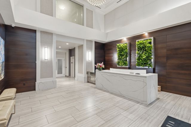 415 Church St Apt 1306, Nashville, TN 37219