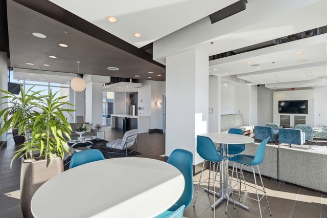 415 Church St Apt 1306, Nashville, TN 37219