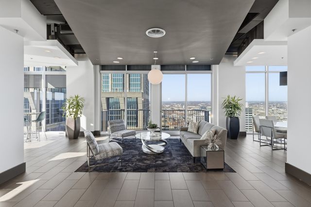 415 Church St Apt 1306, Nashville, TN 37219