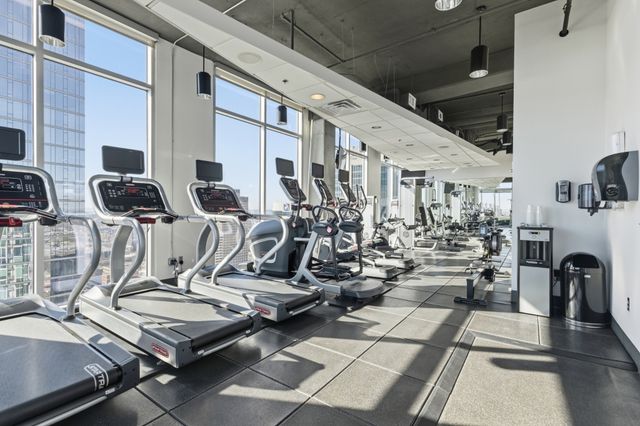 415 Church St Apt 1306, Nashville, TN 37219