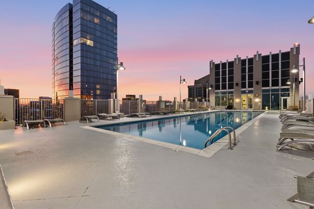 415 Church St Apt 1306, Nashville, TN 37219