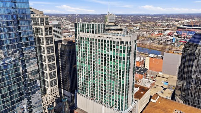 415 Church St Apt 1306, Nashville, TN 37219