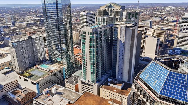 415 Church St Apt 1306, Nashville, TN 37219