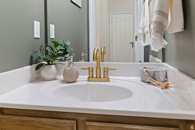 9877 N OXFORD CT, Highland, UT 84003