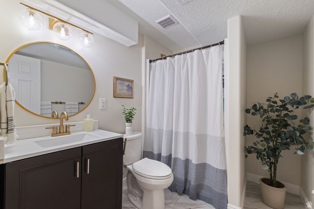 9877 N OXFORD CT, Highland, UT 84003