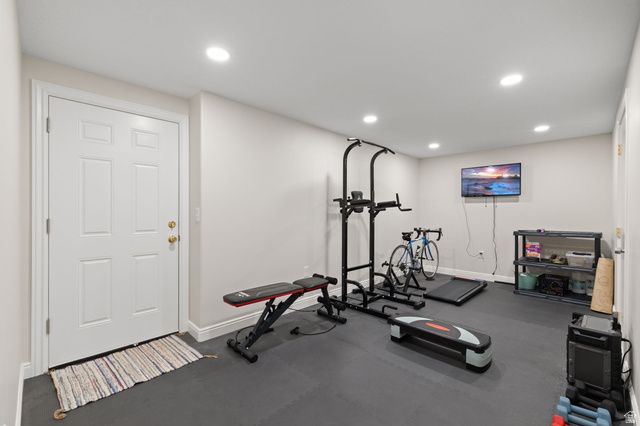 9877 N OXFORD CT, Highland, UT 84003