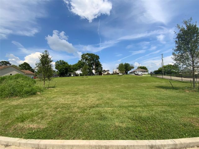 TBD W Lake Shore Dr, Livingston, TX 77351