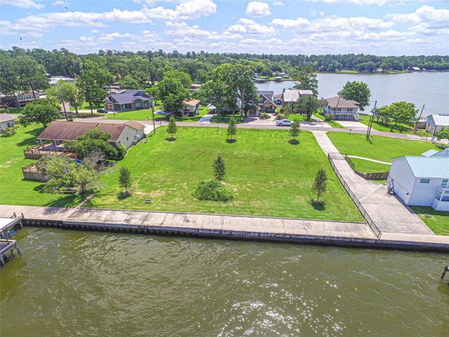 TBD W Lake Shore Dr, Livingston, TX 77351