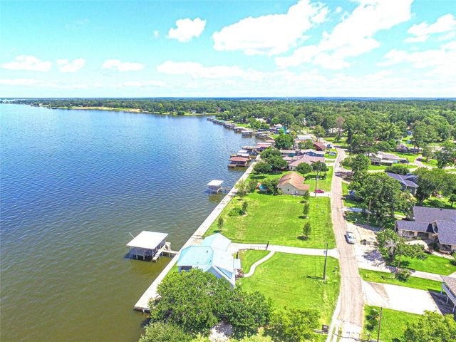 TBD W Lake Shore Dr, Livingston, TX 77351