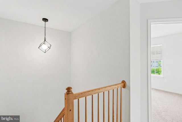 264 COUNTRY RIDGE DR, Red Lion, PA 17356