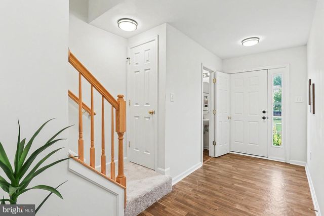 264 COUNTRY RIDGE DR, Red Lion, PA 17356