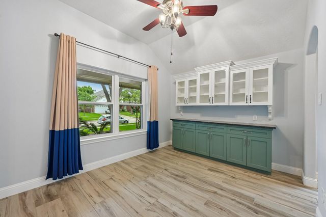 15410 Redbud Berry Way, Cypress, TX 77433
