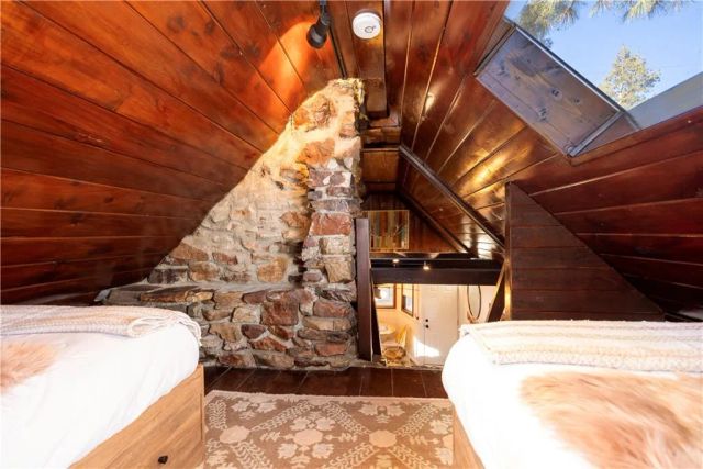 626 Elysian Boulevard, Big Bear City, CA 92314