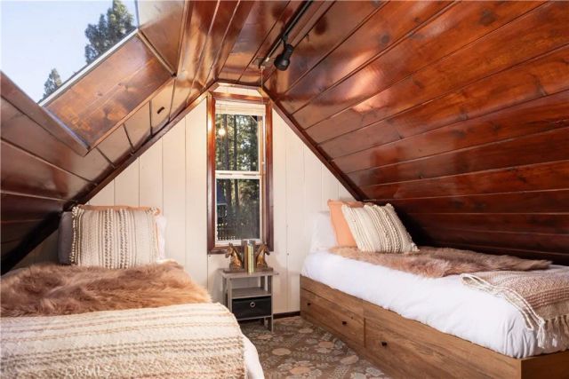 626 Elysian Boulevard, Big Bear City, CA 92314