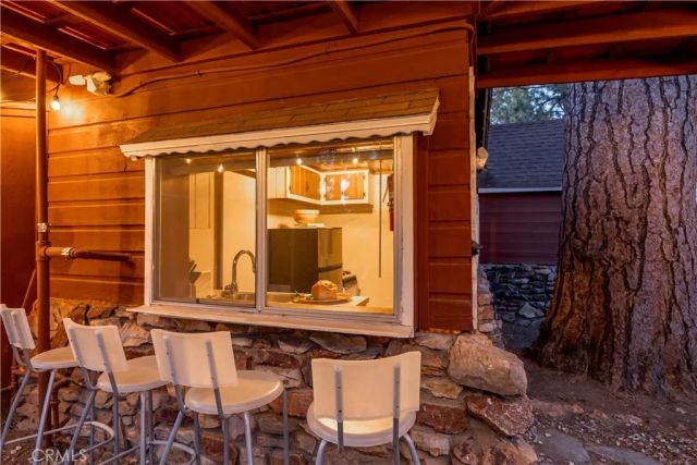 626 Elysian Boulevard, Big Bear City, CA 92314