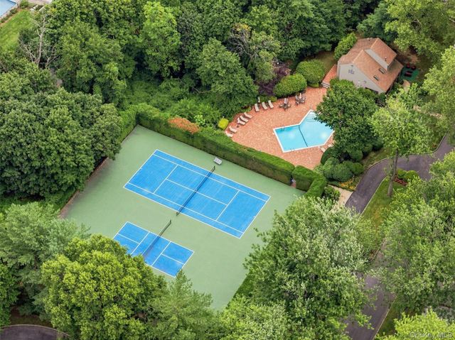 3 Willada Lane, Glen Cove, NY 11542