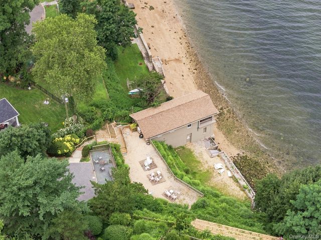 3 Willada Lane, Glen Cove, NY 11542