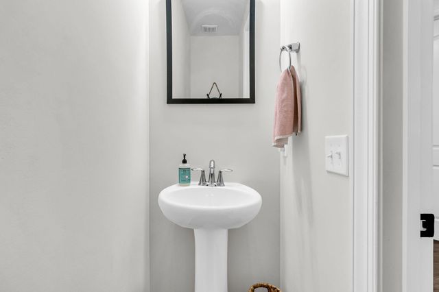 1084 Magnolia Warbler Way, Ravenel, SC 29470