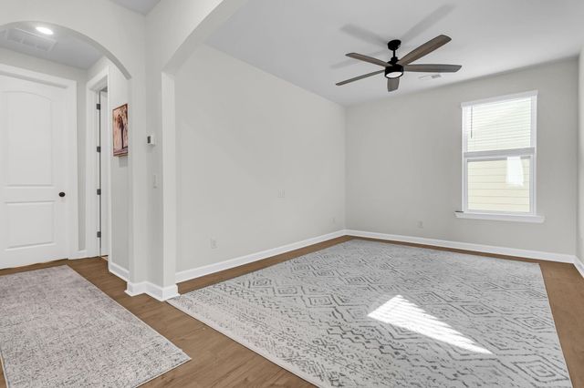 1084 Magnolia Warbler Way, Ravenel, SC 29470